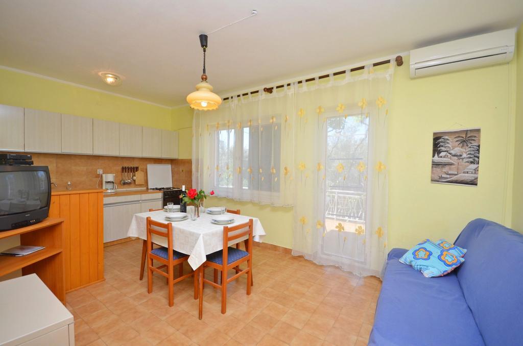 Apartments Secret Garden Водице Экстерьер фото